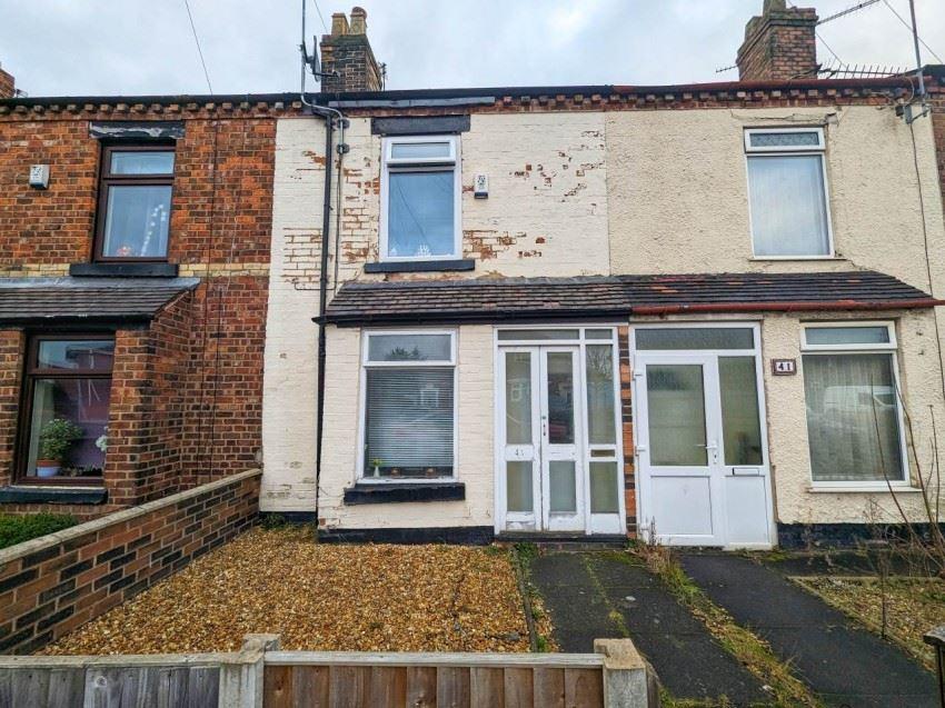 Longshaw Street, Warrington... 2 bed terraced house - £85,000