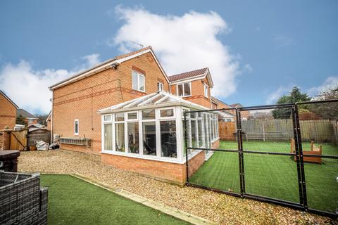 5 bedroom detached house for sale - Quayle Close, Haydock, Merseyside, WA11 0GX