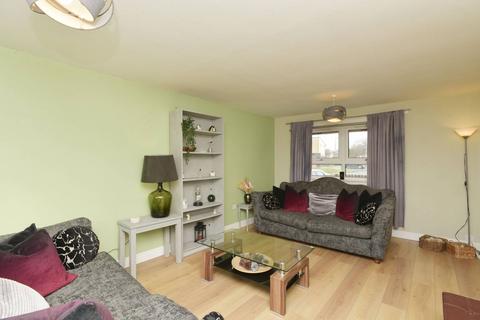 5 bedroom terraced house for sale, 17 Larchbank, Livingston, EH54 6ED