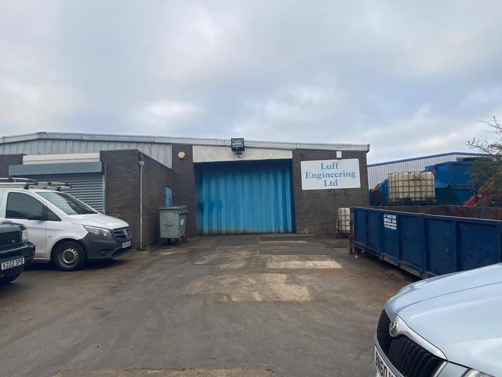 Unit 1 Sutherland Avenue, Wolverhampton, WV2 2JH Industrial unit for