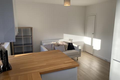 2 bedroom semi-detached house to rent, 19 Deeside Crescent, Aberdeen, AB15 7PT