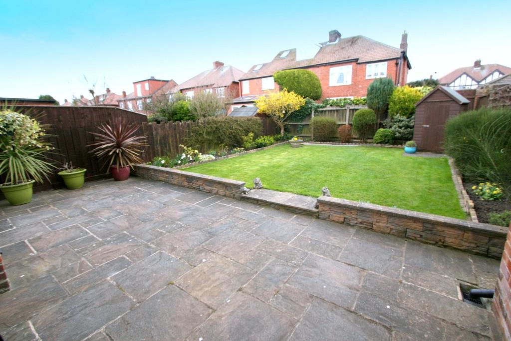 Millfield Gardens, Tynemouth, Tyne... 3 bed semi-detached house - £450,000