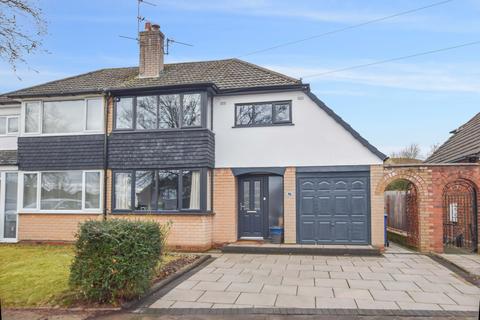 3 bedroom semi-detached house for sale - Lynton Crescent, Widnes