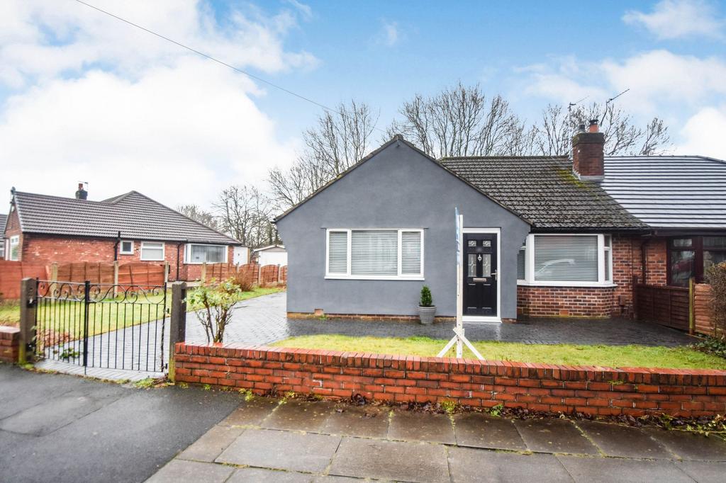 Cunningham Drive, Bury, BL9 3 bed semidetached house for sale £279,950