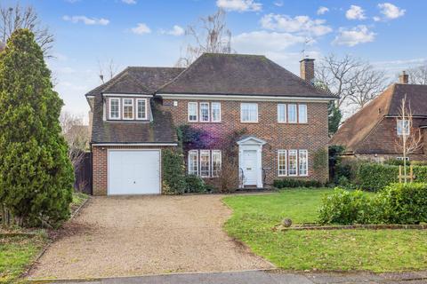 4 bedroom detached house for sale - Woodlands Park, Guildford, Surrey, GU1