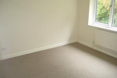 2 bedroom flat to rent, Wessex Road, Yeovil BA21