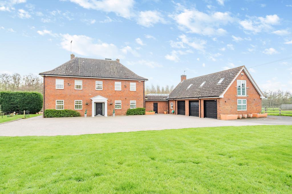 Buckley Green, Henleyinarden, B95 5 bed detached house for sale £