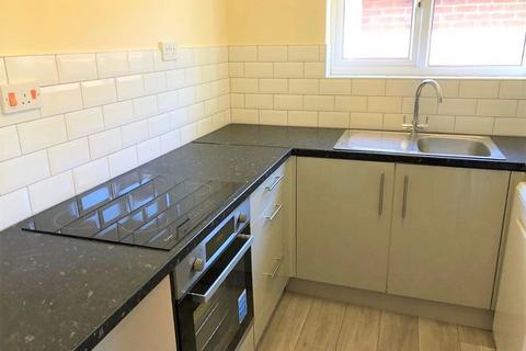 2 bedroom flat for sale, Turnberry Court, Watford WD19