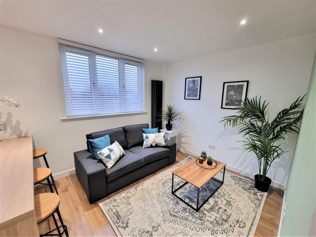 Broomhill road, West End, Aberdeen, AB10 2 bed flat £850 pcm (£196 pw)