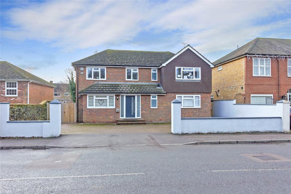 Key Street, Sittingbourne, Kent, ME10 5 bed detached house £605,000