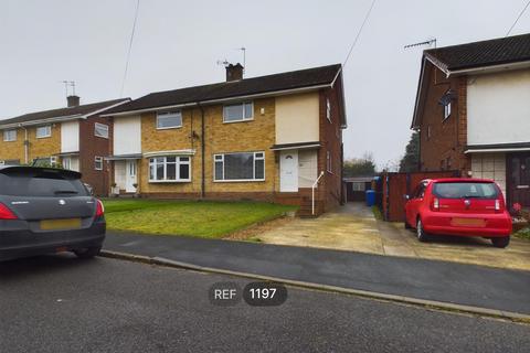 3 bedroom semi-detached house to rent, St Stephens Close, Willerby, HU10