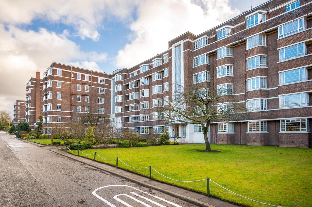 Kelvin Court, Kelvindale, Glasgow... 2 bed flat £255,000