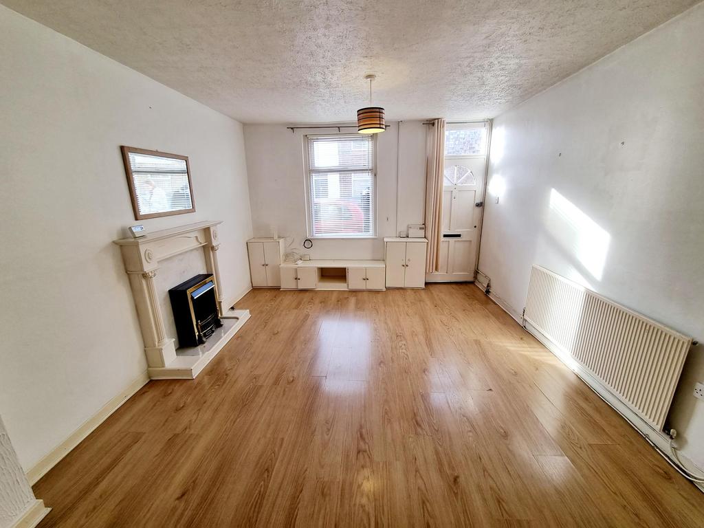 Cartwright Street, Warrington, WA5 2 bed terraced house £675 pcm (£