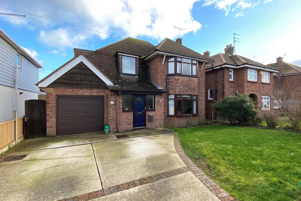 Balfour Road, Walmer, CT14 3 bed detached house £545,000