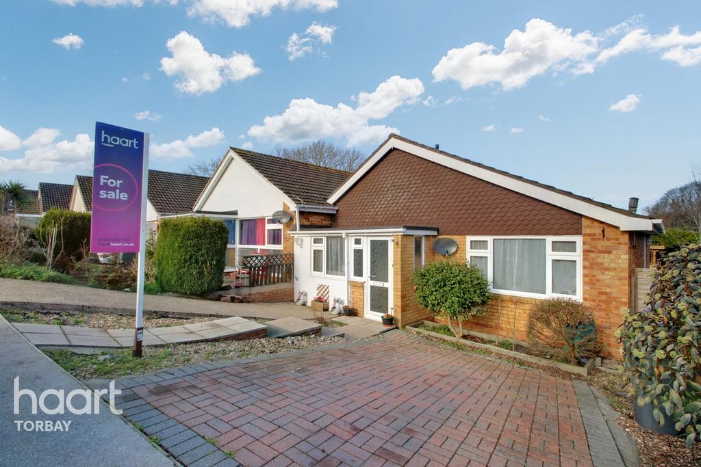 Harbourne Avenue, Paignton 3 bed semidetached bungalow £280,000