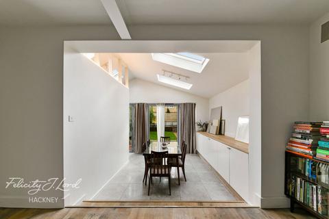 70 Blurton Road, London, E5 0NJ