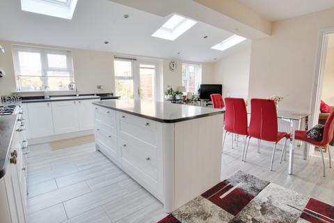 3 bedroom detached house for sale, Hardwick Court, Holbury