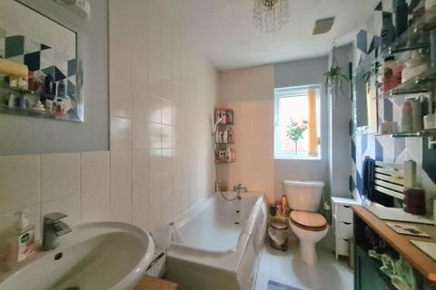 5 Furze Close, Luton, LU2 7UB