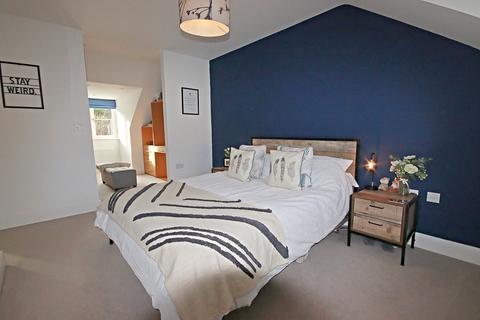 16 Bowling Lane, Billingshurst, RH14 9FT