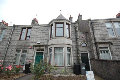 5 bedroom flat to rent, Cairnfield Place, City Centre, Aberdeen, AB15