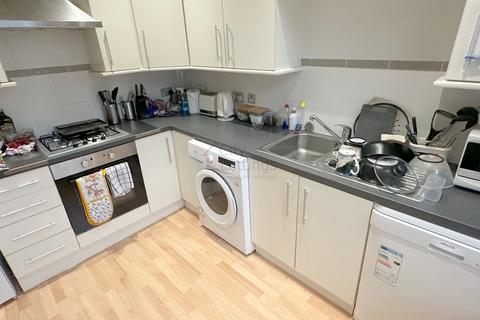 2 bedroom apartment to rent, Foxhall Road, Forest Fields
