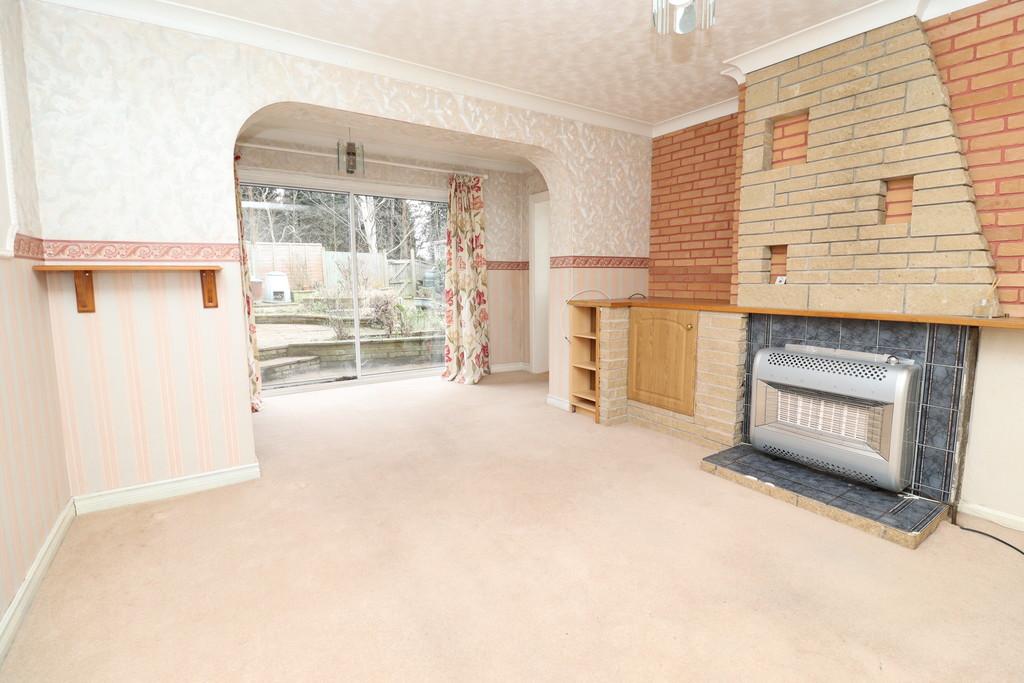 Uffington Avenue, Lincoln 3 bed semidetached house £180,000