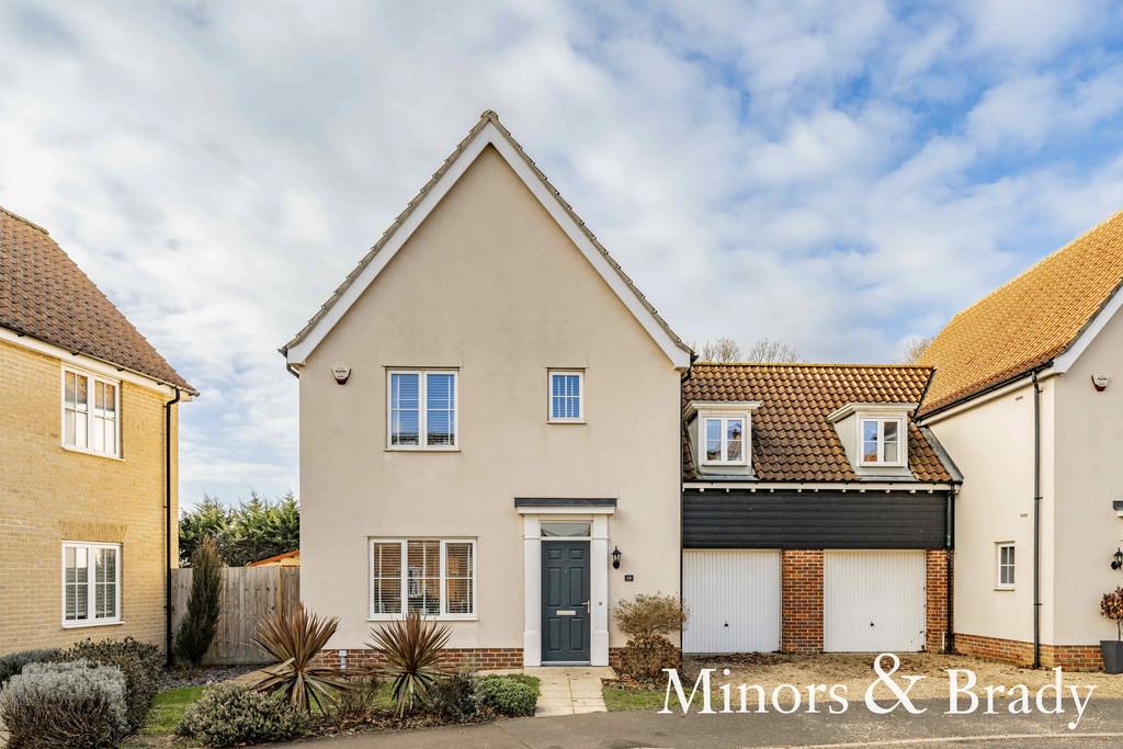 Trafford Way, Spixworth 3 bed link detached house for sale £325,000