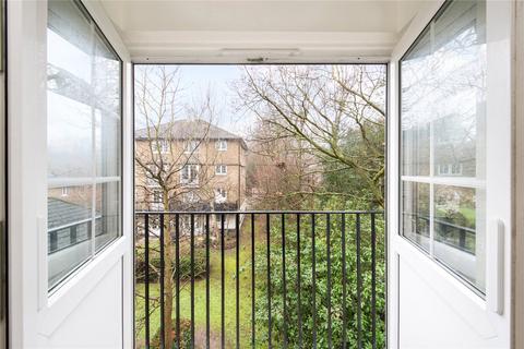 45 Selhurst Close, London, SW19 6AY