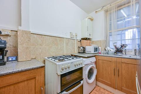 2 bedroom flat for sale - Swanley House, Elephant and Castle, London, SE17