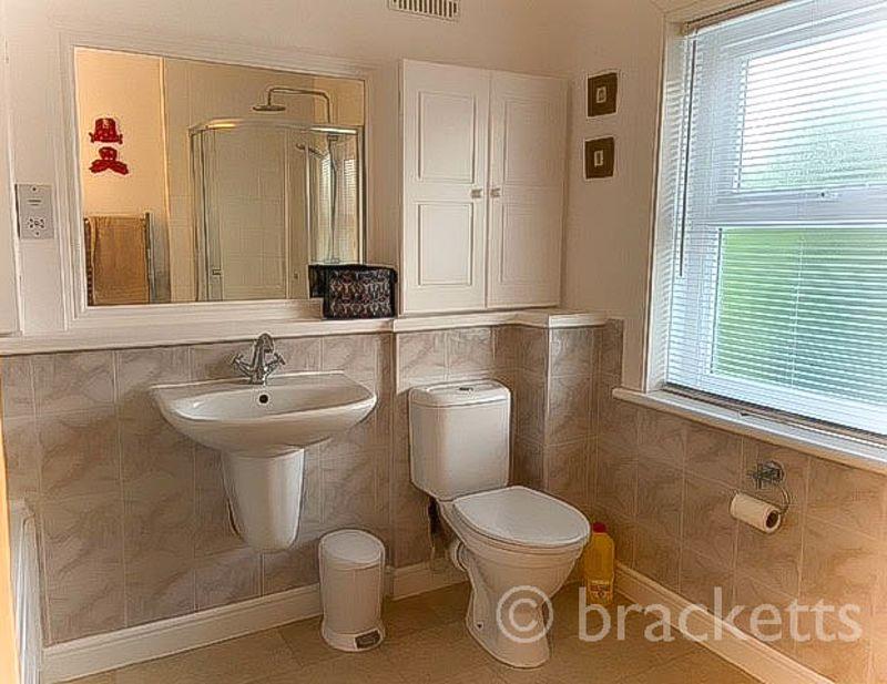 Manor Road, Southborough, Tunbridge... 2 bed terraced house £1,500