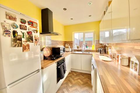 6 Cameron Close, Bexley, DA5 2JL