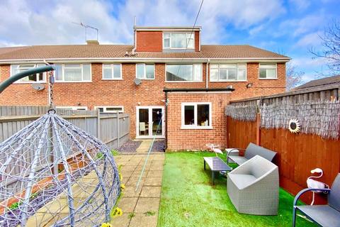 6 Cameron Close, Bexley, DA5 2JL