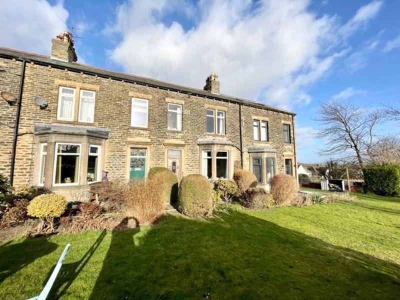 Brooklands, Hipperholme, Halifax 4 bed terraced house for sale £200,000