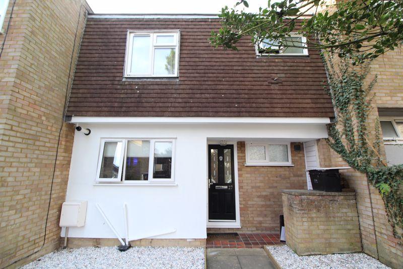 Brussels Way, Luton 3 bed terraced house £290,000