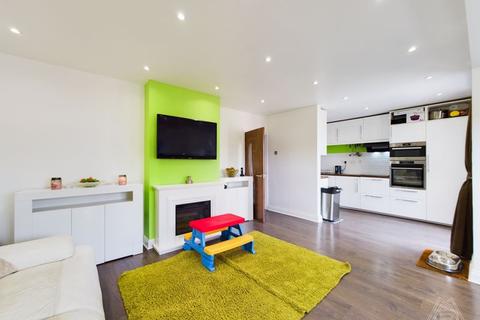 50 Tamar Drive, Aveley, South Ockendon, RM15 4NB