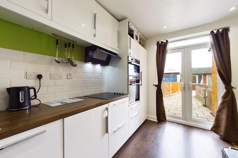 50 Tamar Drive, Aveley, South Ockendon, RM15 4NB