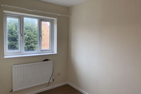 2 bedroom terraced house to rent, Perrys Lea, Bristol