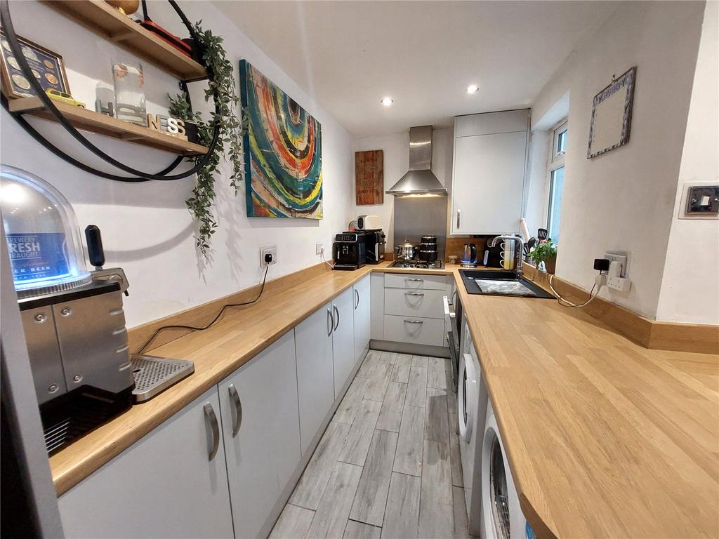 Fitted Kitchen
