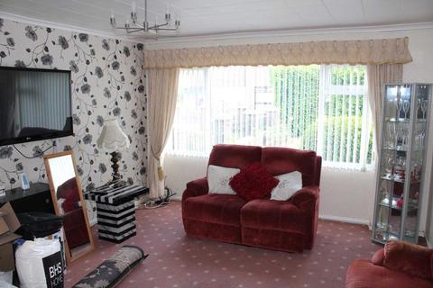 3 bedroom semi-detached house for sale - Amberley Walk, Chadderton, Oldham, OL9