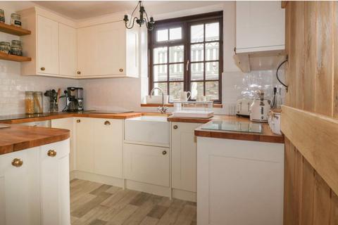 1, Chapel Cottages Glenview, Tywardreath, Par, PL24 2PR