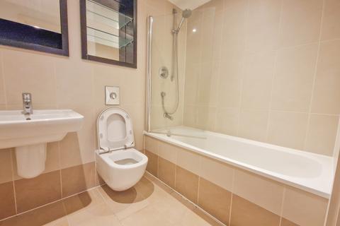 2 bedroom flat to rent, La Salle , Chadwick Street, Leeds, West Yorkshire, LS10