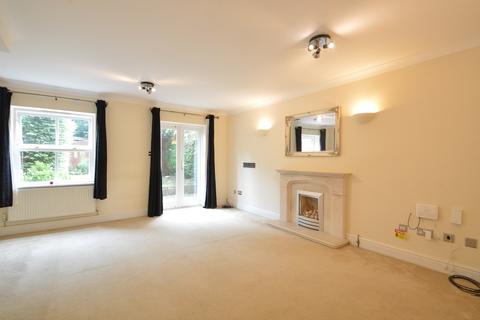 3 bedroom end of terrace house to rent - Hadley Place, WEYBRIDGE, KT13