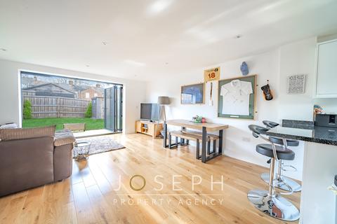 5 Mapleton Gardens, Ipswich, IP4 5FB
