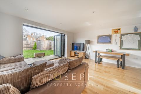 5 Mapleton Gardens, Ipswich, IP4 5FB