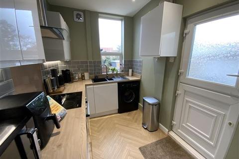 2 bedroom end of terrace house for sale - Queens Road, Beighton, Sheffield, SHEFFIELD, S20 1AW