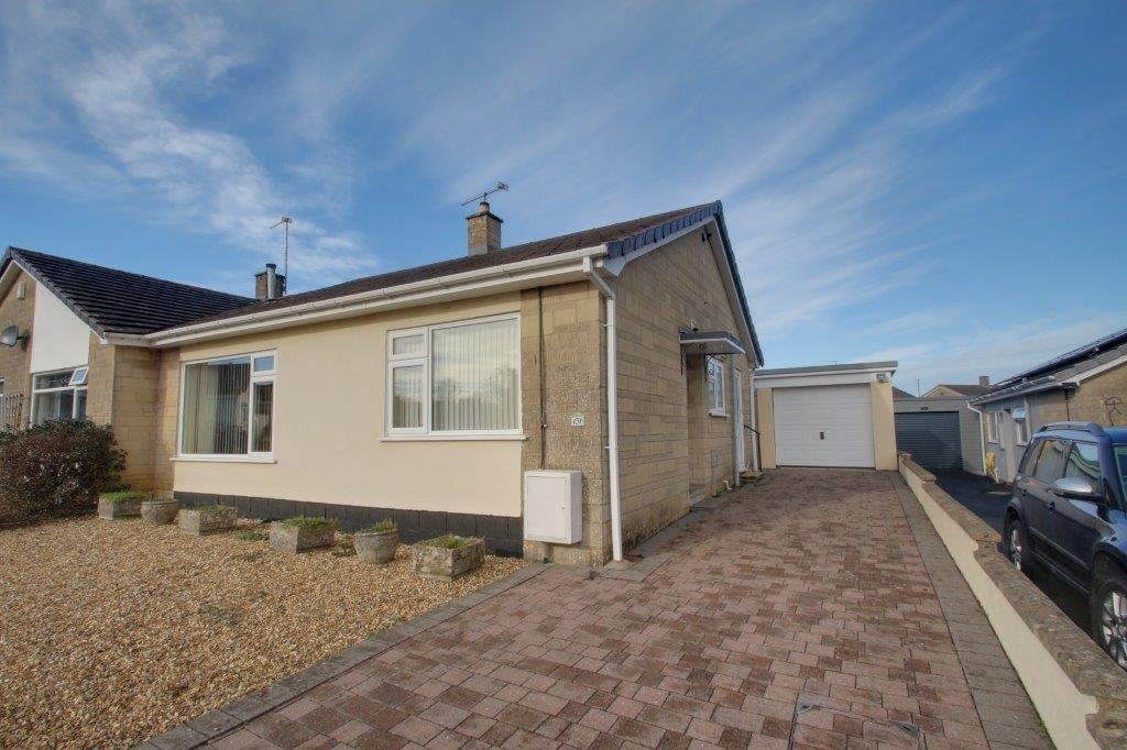 Charlton Park, Midsomer Norton, Midsomer Norton, BA3 2 bed semi