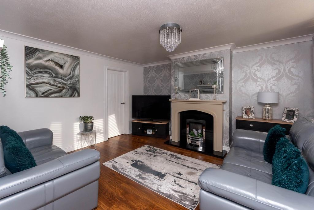 Eastham Crescent, Clock Face, St... 3 bed semidetached house £200,000