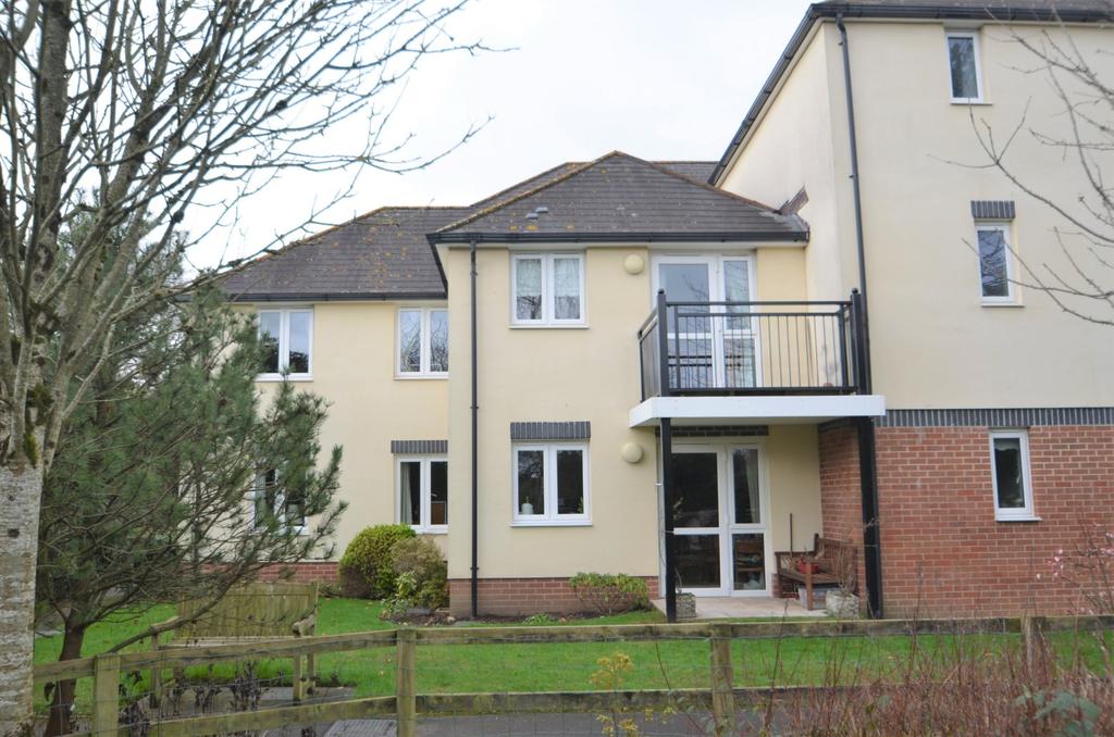 Clarks Court, High Street, Cullompton, Devon, EX15 2 bed retirement