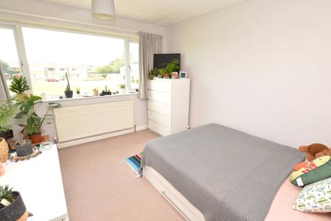 3 bedroom terraced house for sale - Law Close, Wetherby, West Yorkshire