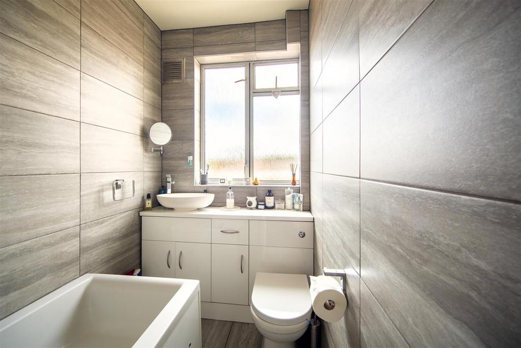 27 Cranley Court10.jpg